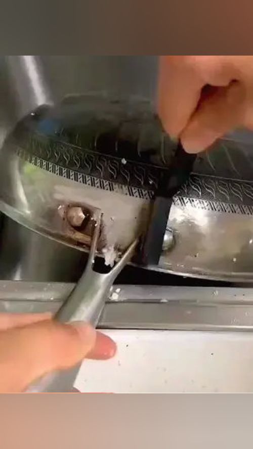 这个小玩意 清洁刷 使用起来太顺手了,自从用了它,家里边边角角都刷的很干净