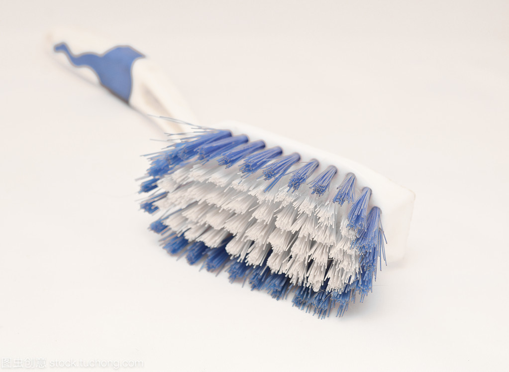 衣物清洁刷的选择与使用技巧